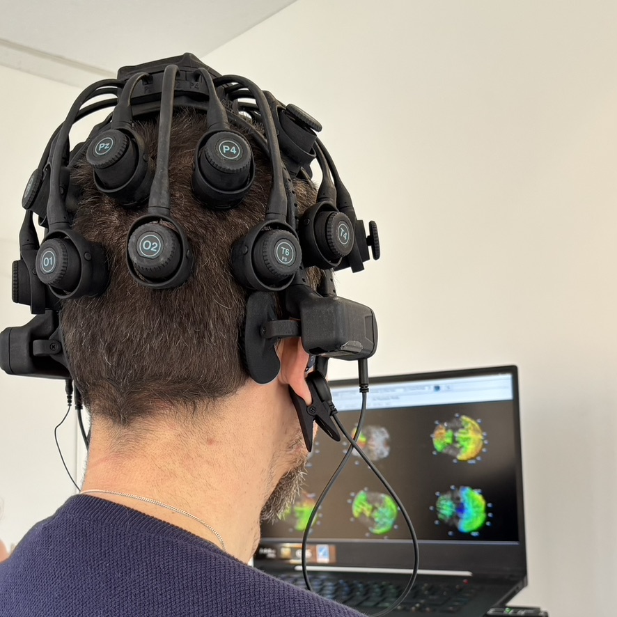 4EF76AA5-0D69-452B-A115-64967BA9254A_1_105_c